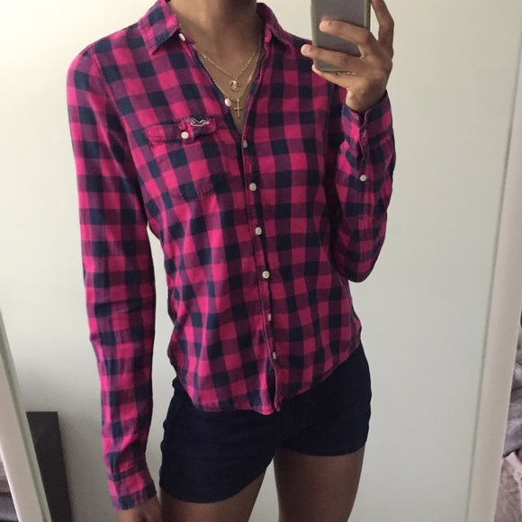 SOLD!  Hollister Button Down Plaid Flannel Medium - Picture 5 of 8